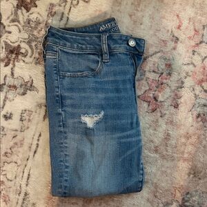 American Eagle Outfitters Women’s Blue Distressed Skinny Jeans